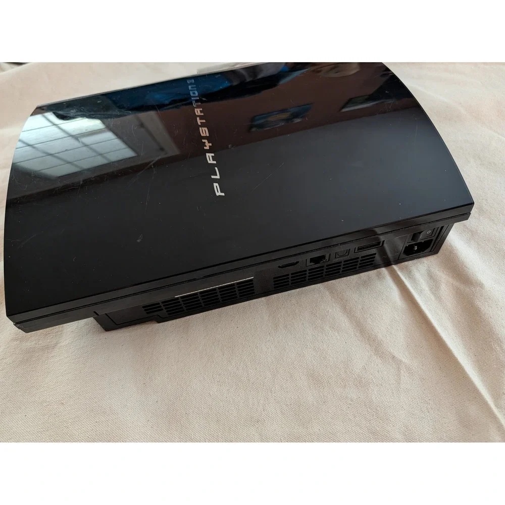 Sony PlayStation 3 PS3 Fat Console 60GB 4 USB Backwards Compatible Bundle